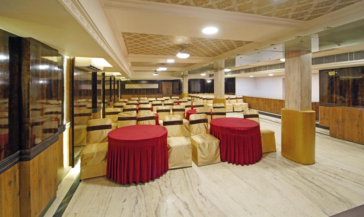 צ'נאי Treebo Trend Lake View Park T Nagar מראה חיצוני תמונה